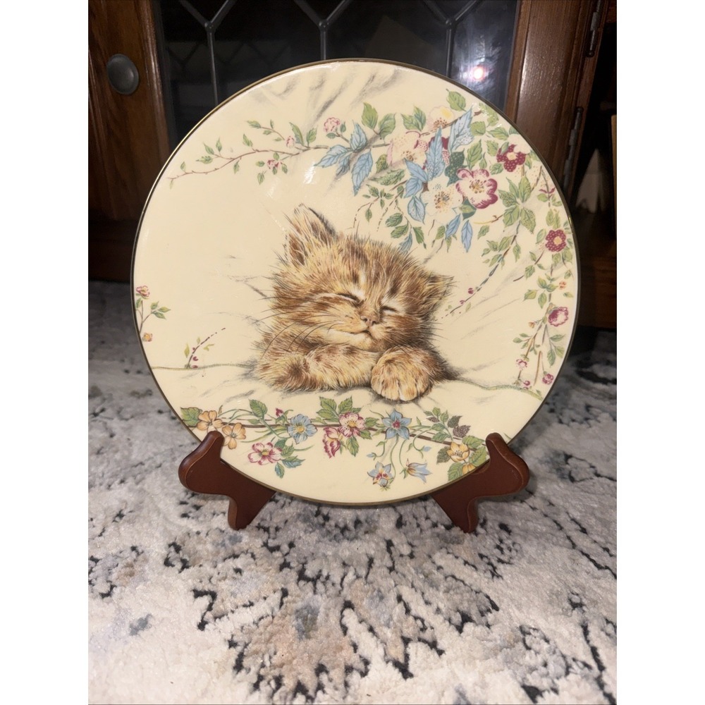 VTG Royal Worcester England Bone China Plate CAT NAP Kitten First Issue Cottage